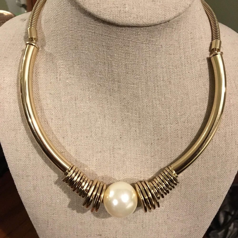 Pearl and Gold Statement Necklace